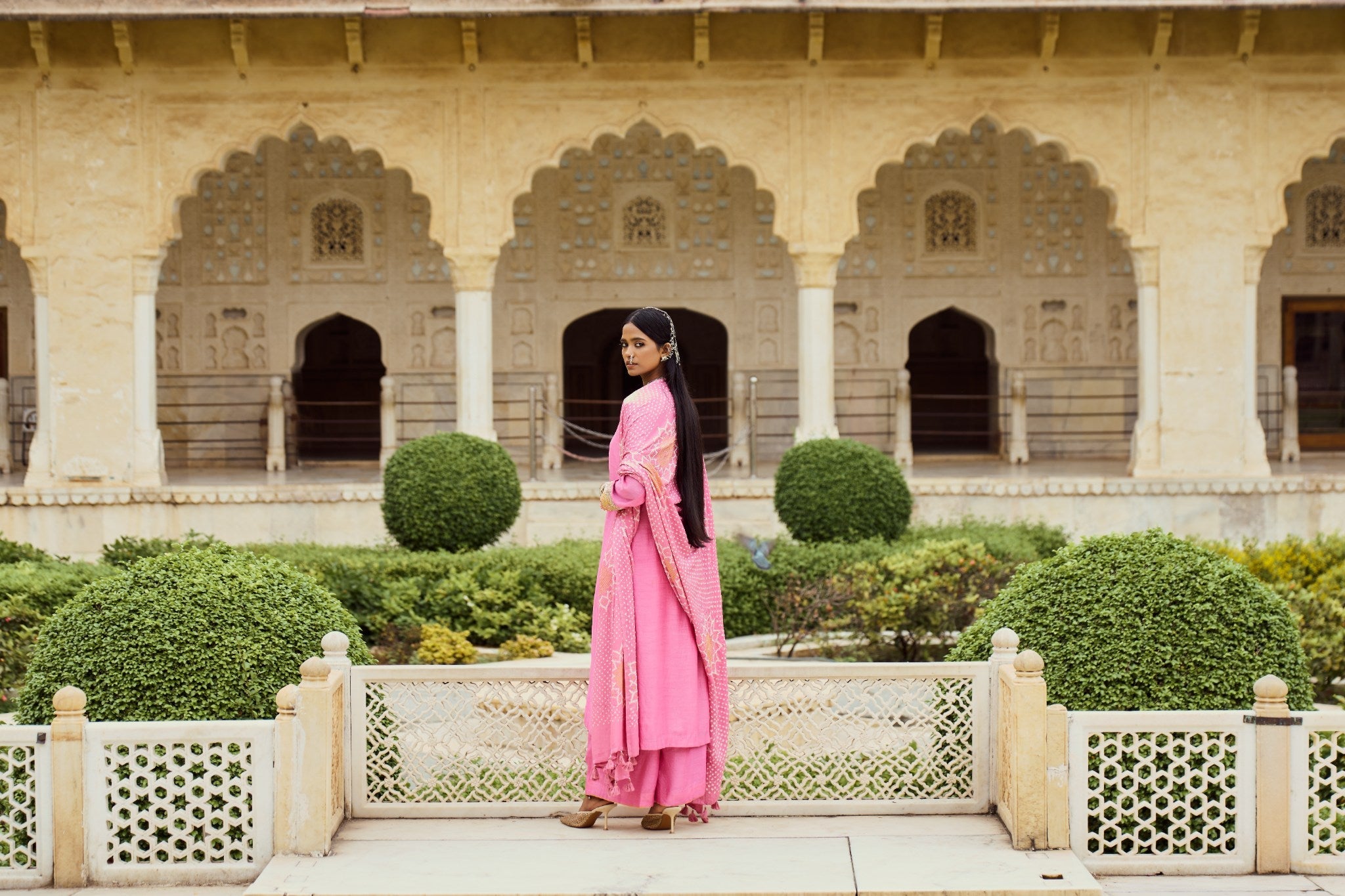 Surajmukhi kurta set