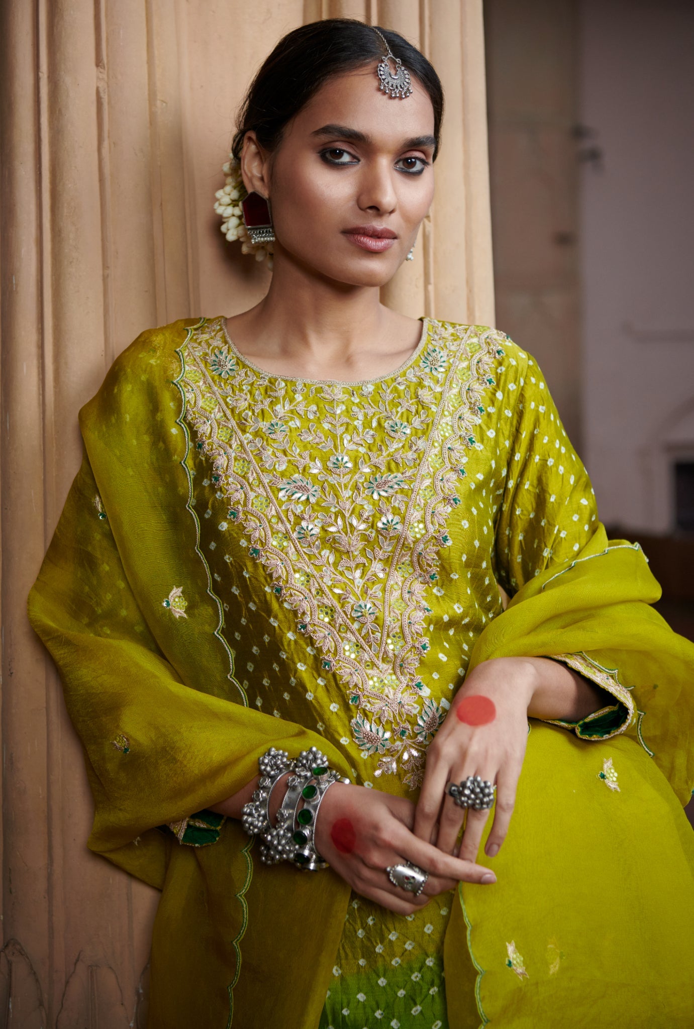 ommbre bandhni suit