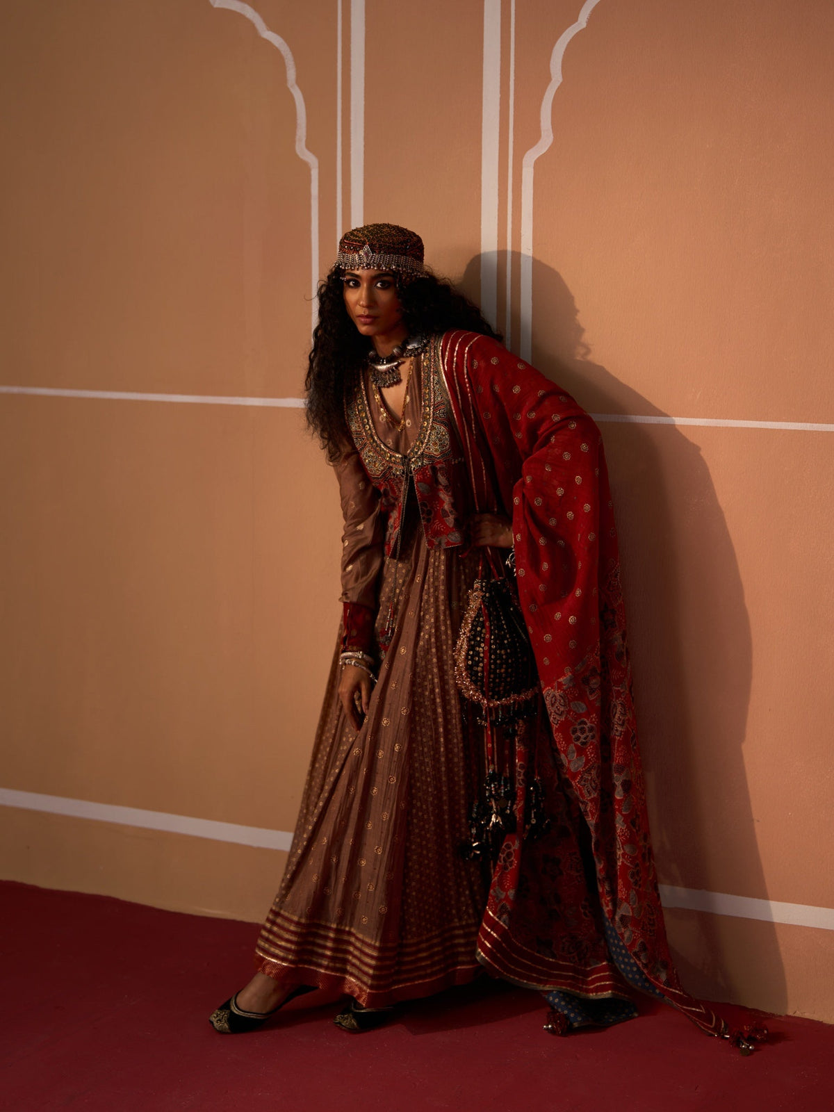 MISHTI KURTA & 
TANIA CHURIDAR
