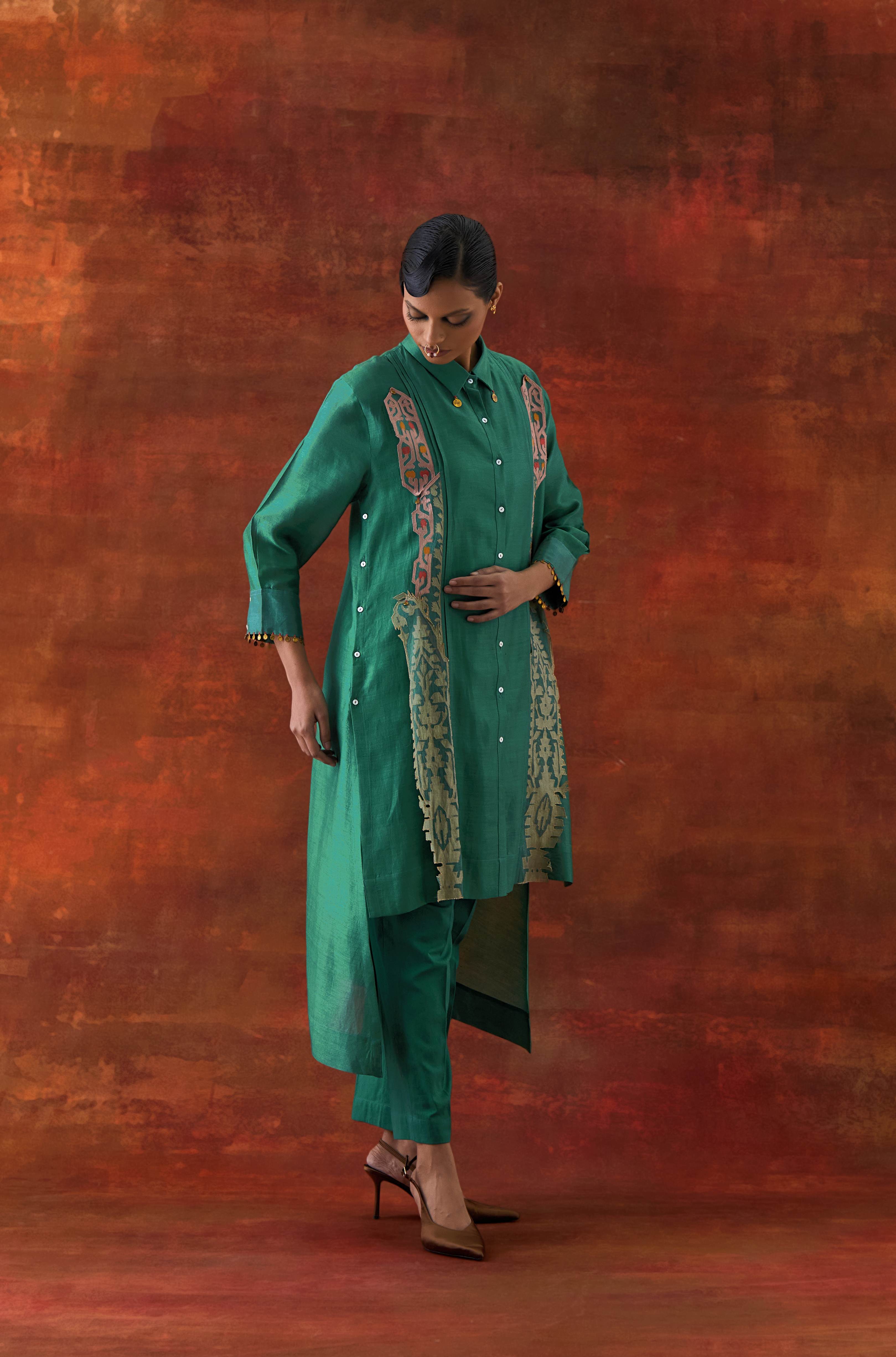 PLEATED SHIRT WITH PANTS - image 5