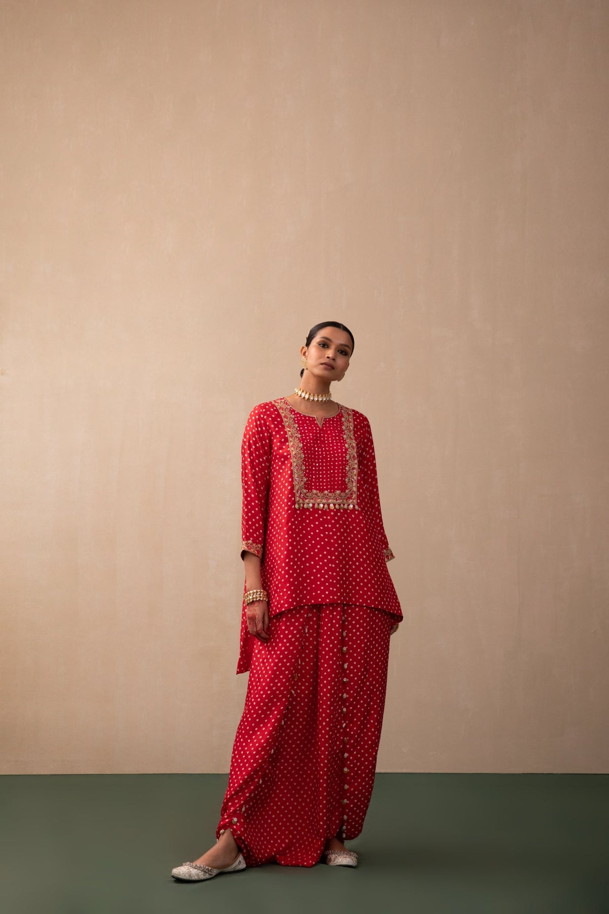 bandhni short kurta with drape trouser