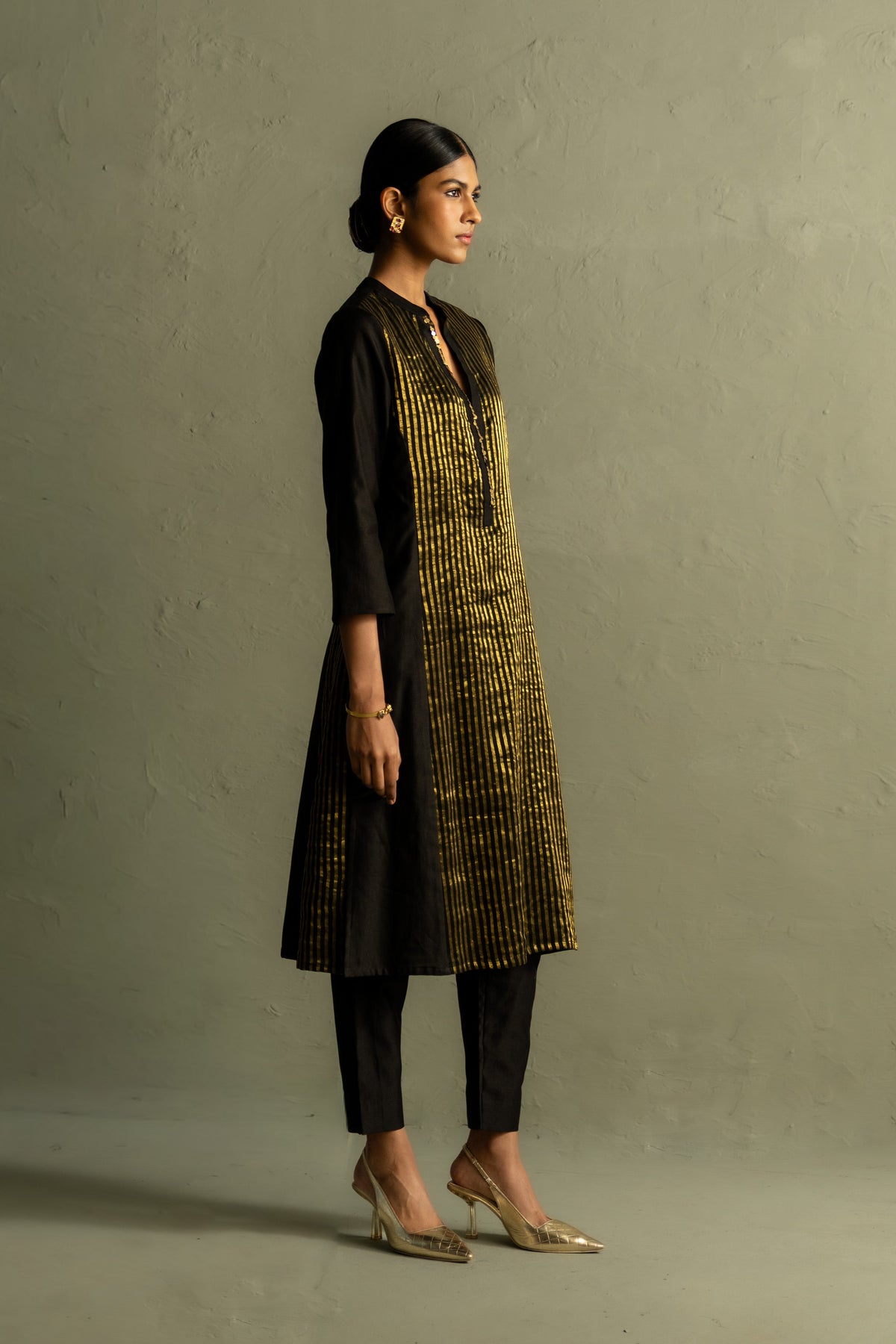 Ojas Black Tissue Kurta Set
