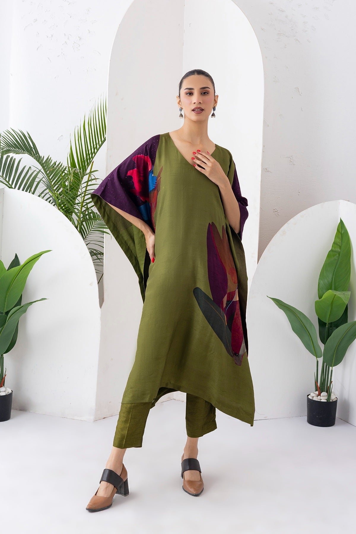 Leaf Green Viscose Dupion Printed Kaftan Set (2 PCS)