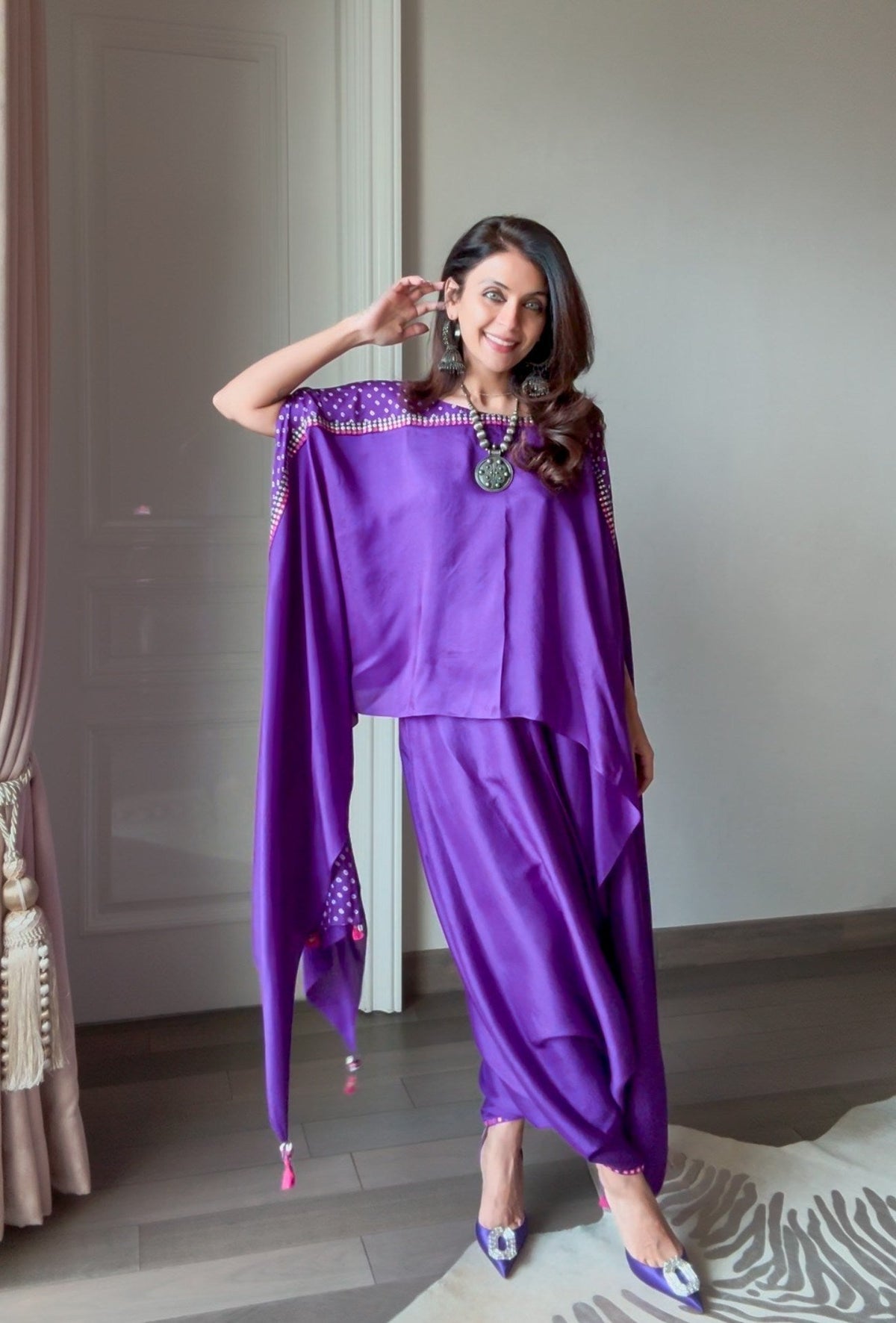 Stylefiesta asymmetrical cape set