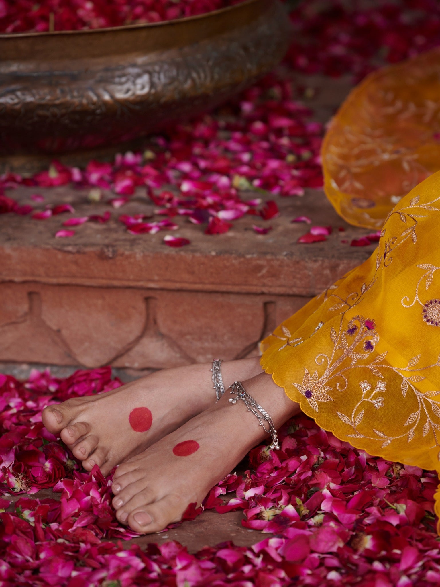organza jaal saree