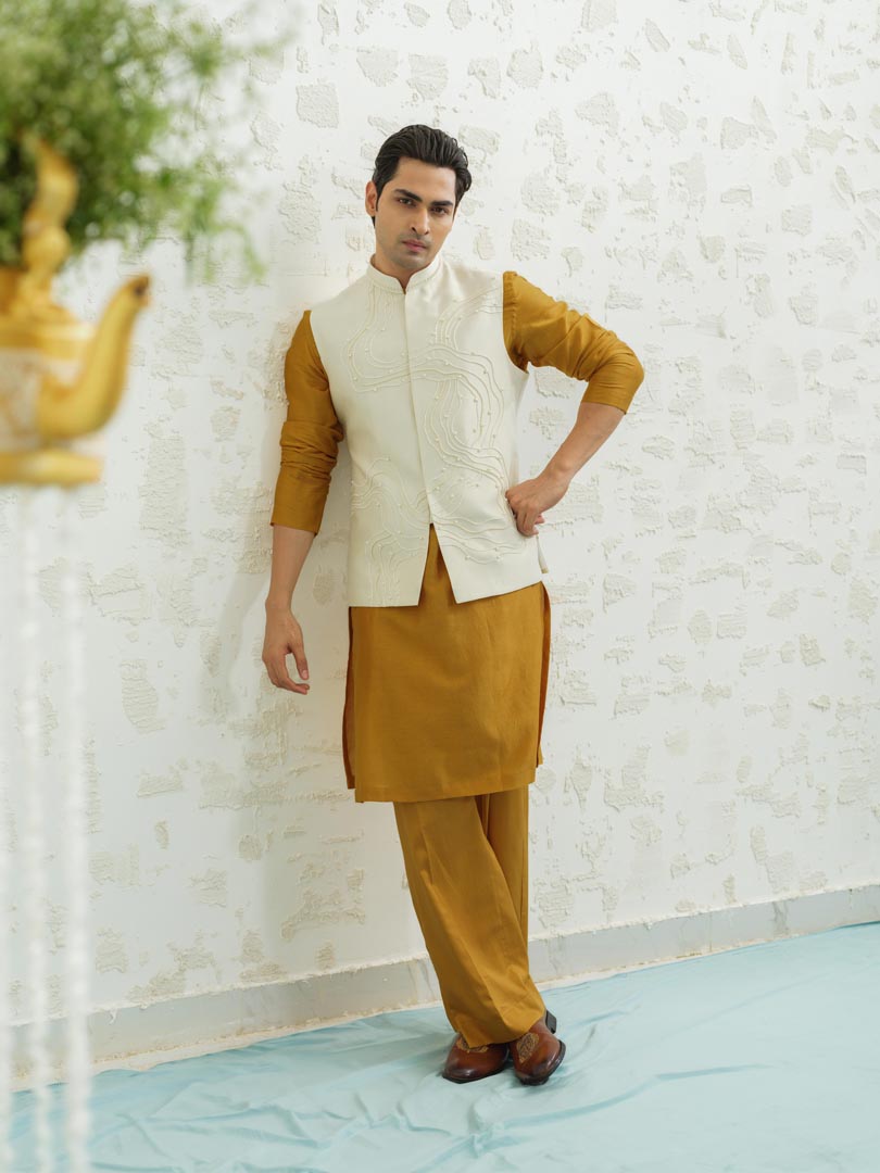 Dusty Ivory Contour Bundi only
