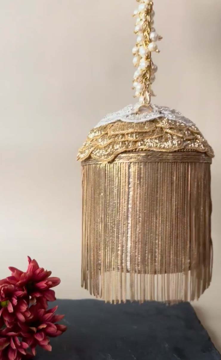 Hinted Cascade Luxe Gold