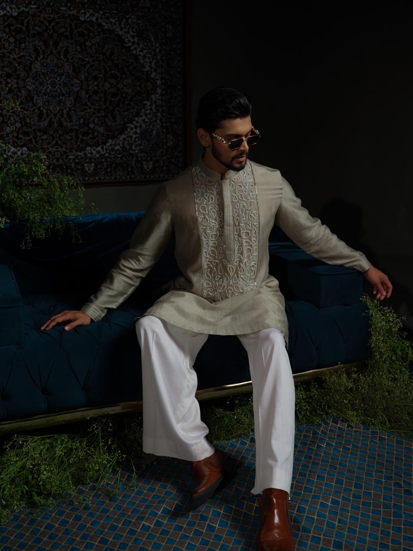 Paisley Pour Kurta Set