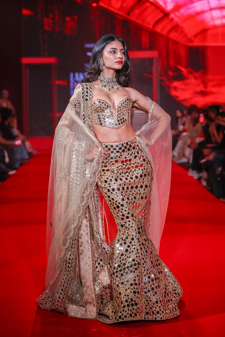 Tarakshi Lehenga Set