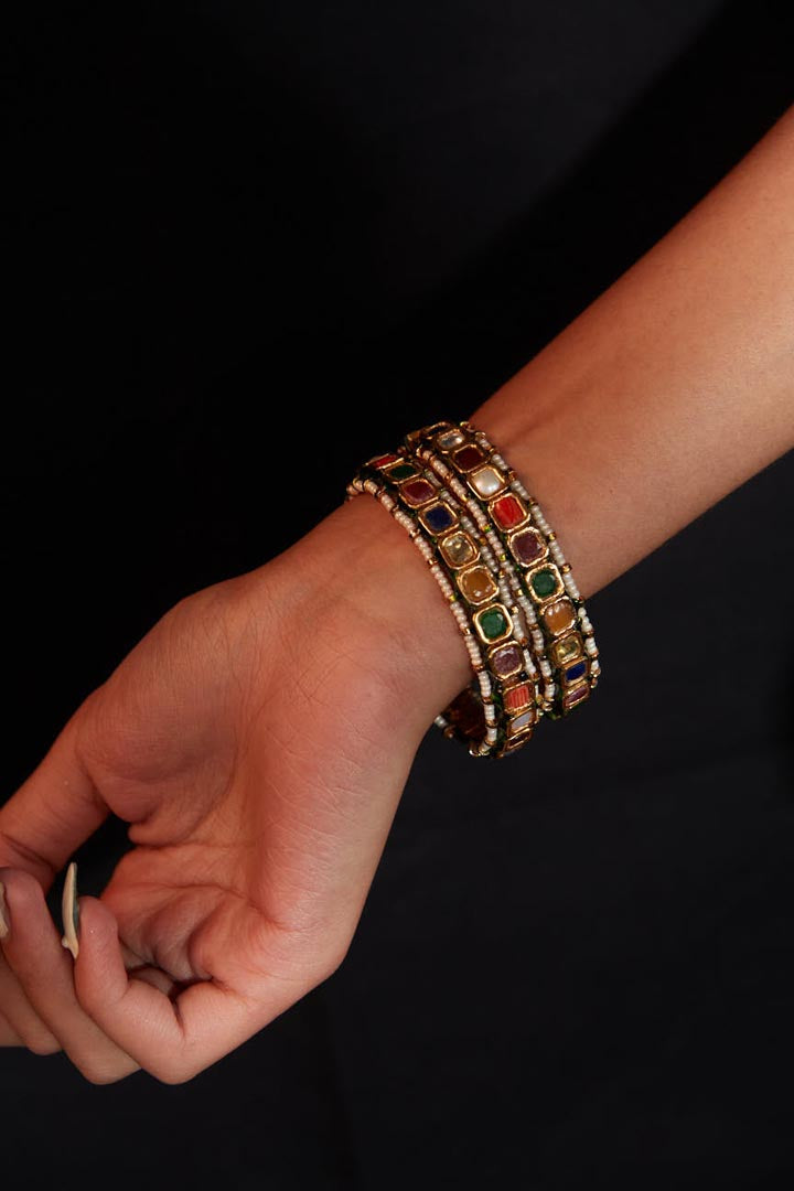 Vivinia By Vidhi Mehra Inaayat Gold Plated Multicolored Womens Kundan, Polki Pair of Bangles VB305