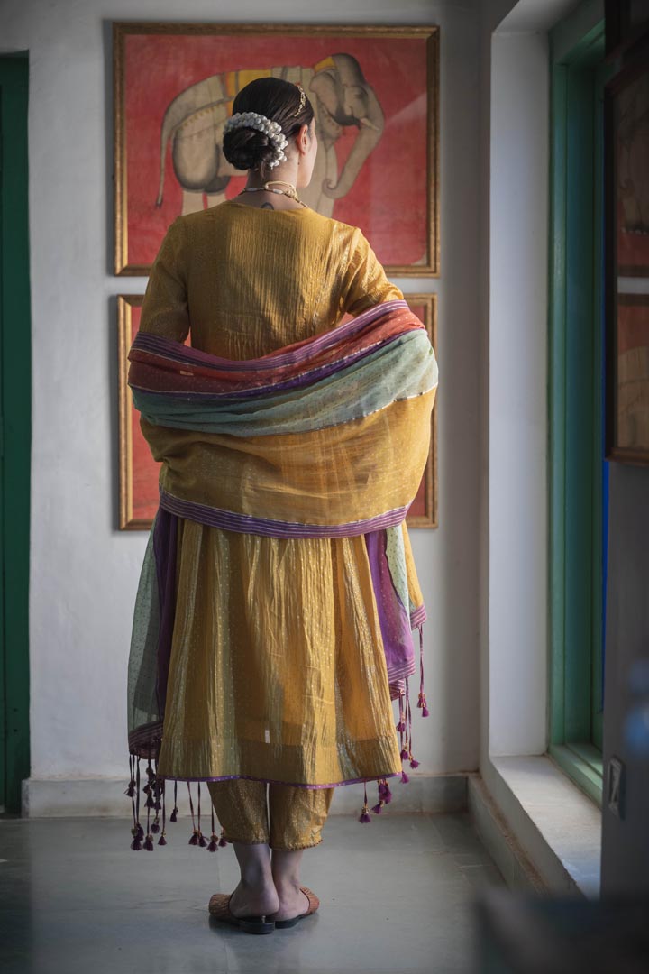 Image of DISHA KURTA