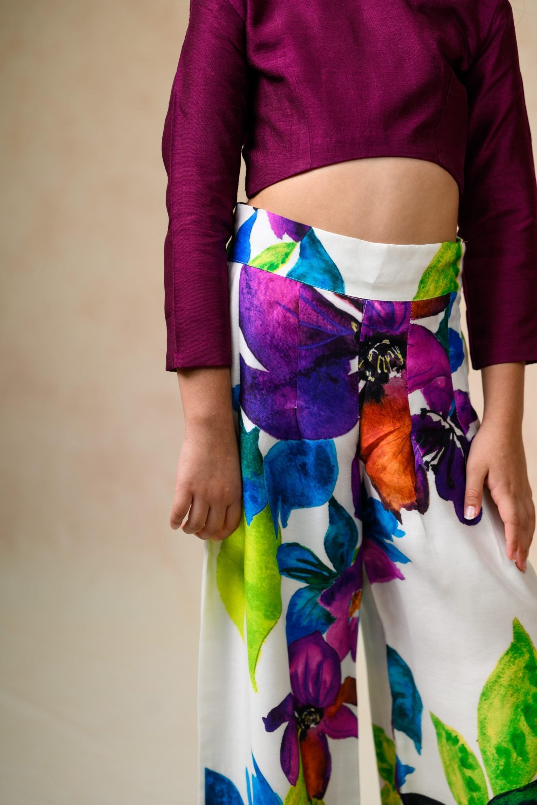 Crop top with pants