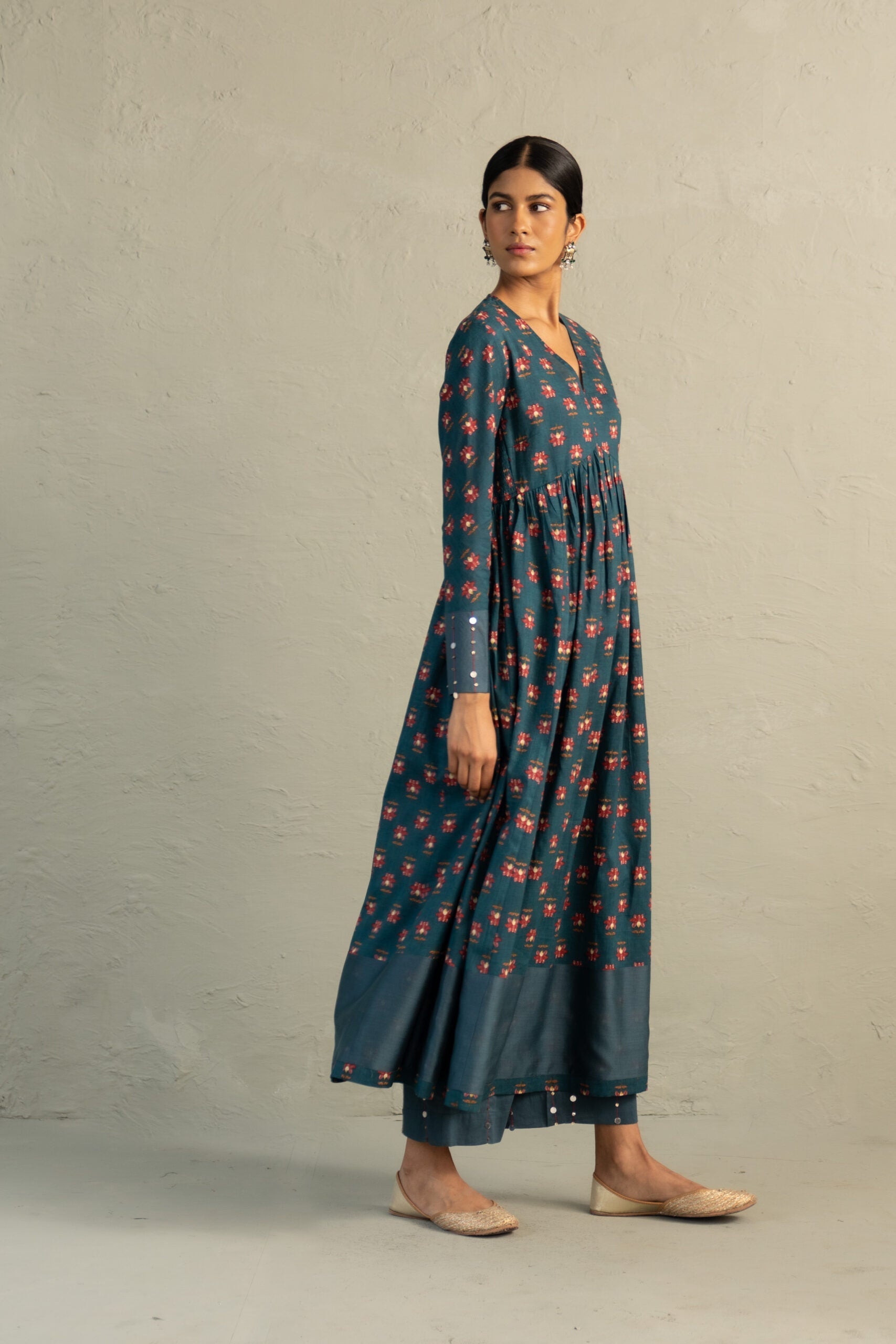 Teal Phool Dori Pintuck Kurta Set