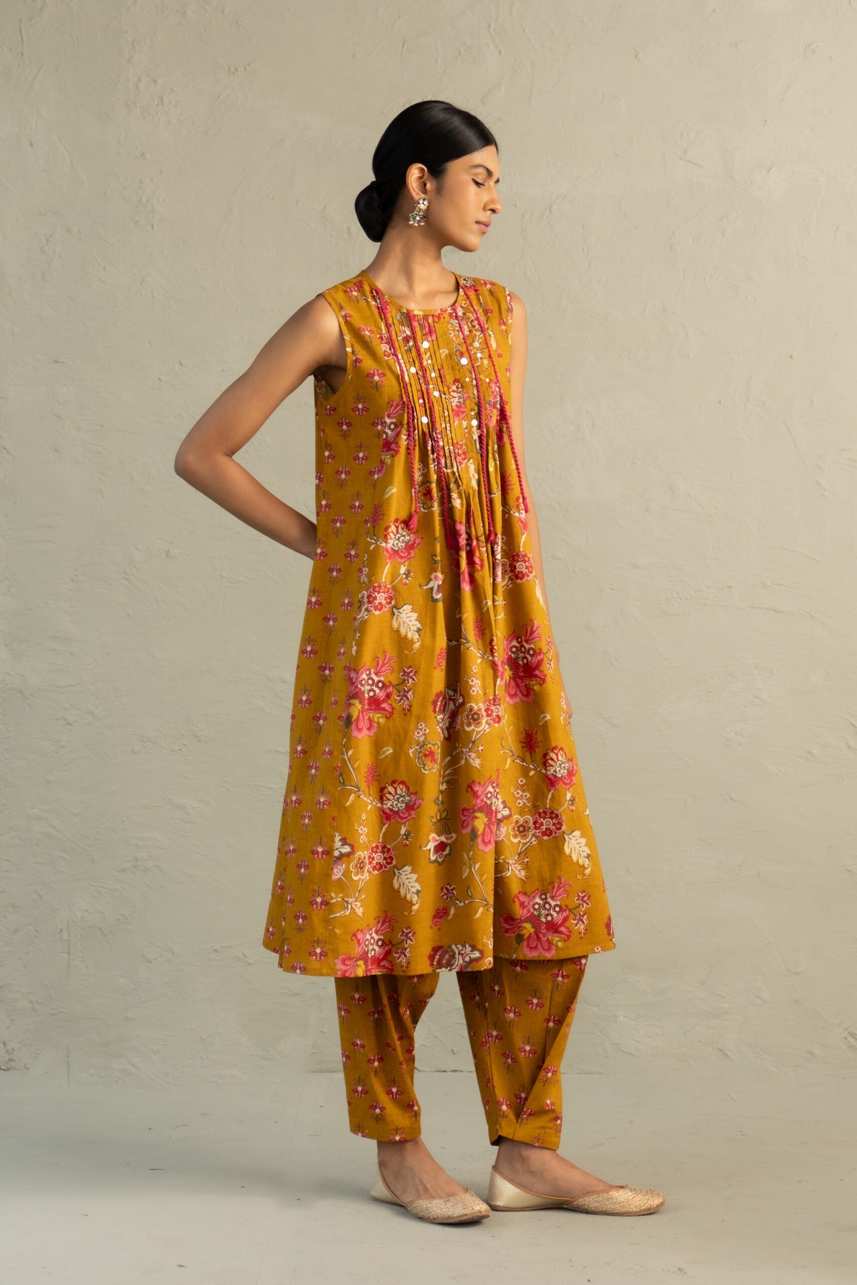Mustard Phool Dori Pintuck Sleeveless Kurta Salwar Set