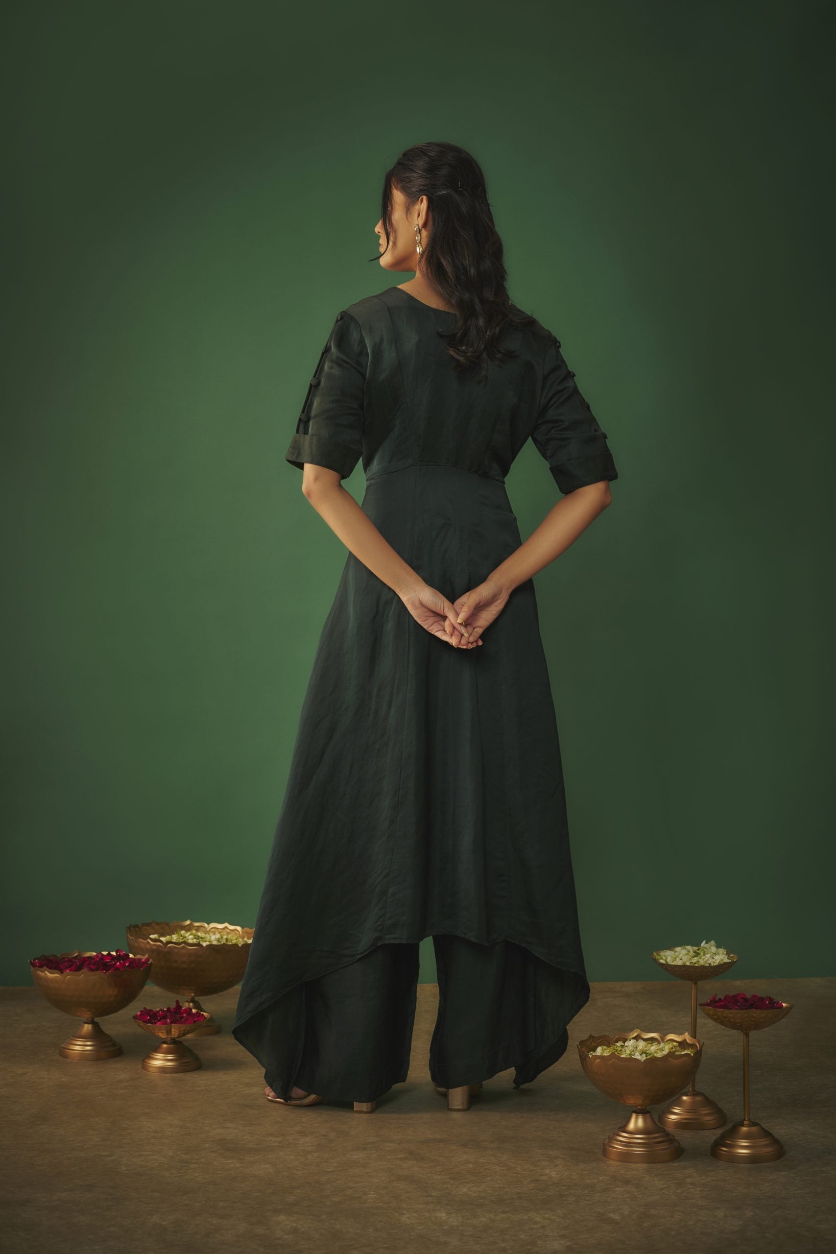 Image of EMERALD GREEN MIRROR WORK EMBROIDERED KURTA PANT SET