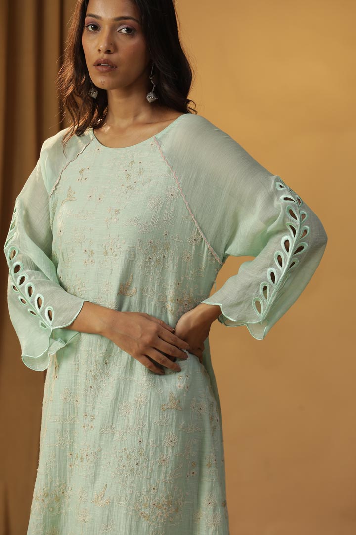 Image of SEA GREEN EMBROIDERED SUIT SET