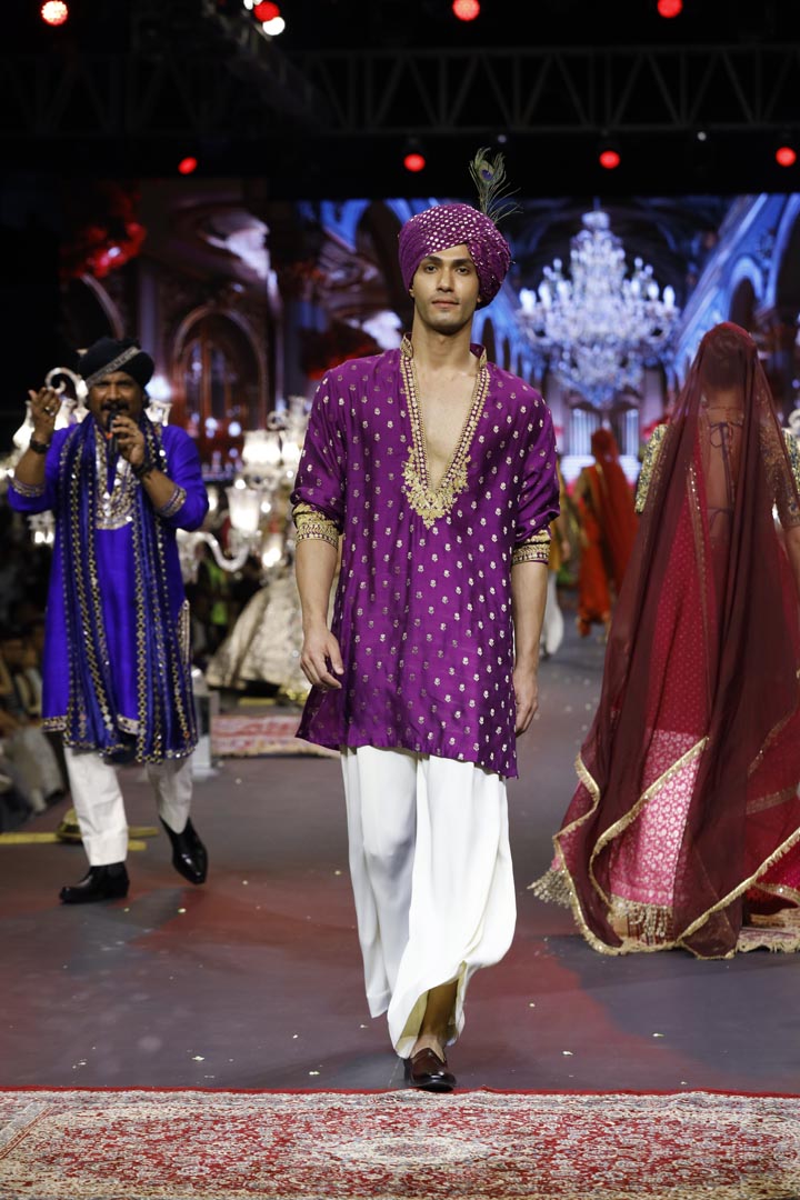 Rehzaar Amethyst Kurta Set