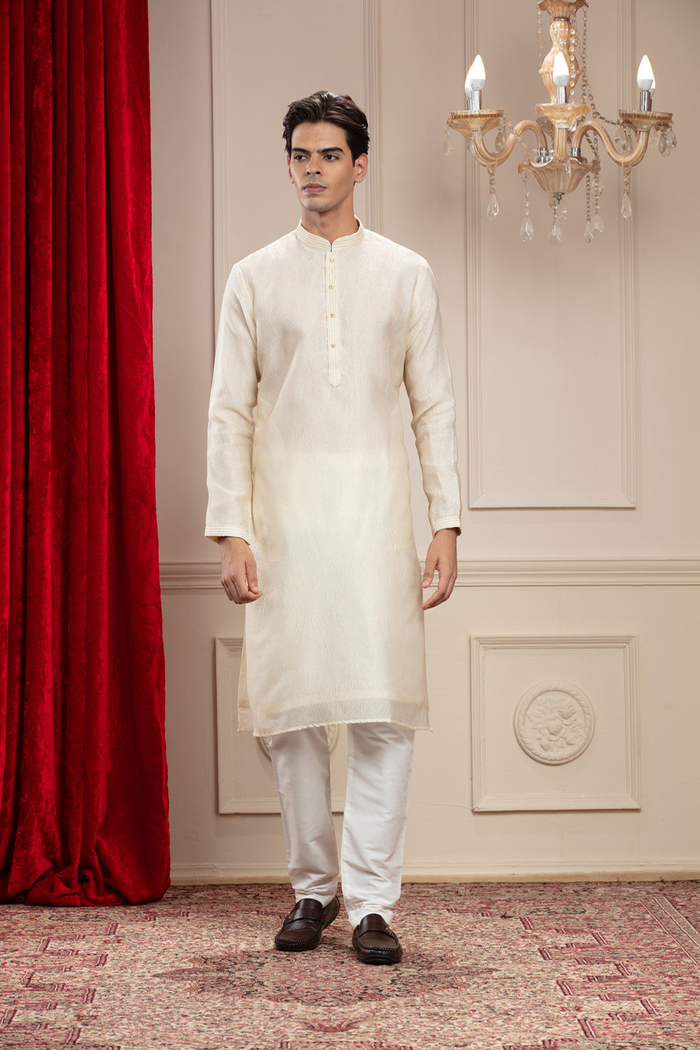 Alabaster White Plain Splendid Silk Kurta Pajama Set