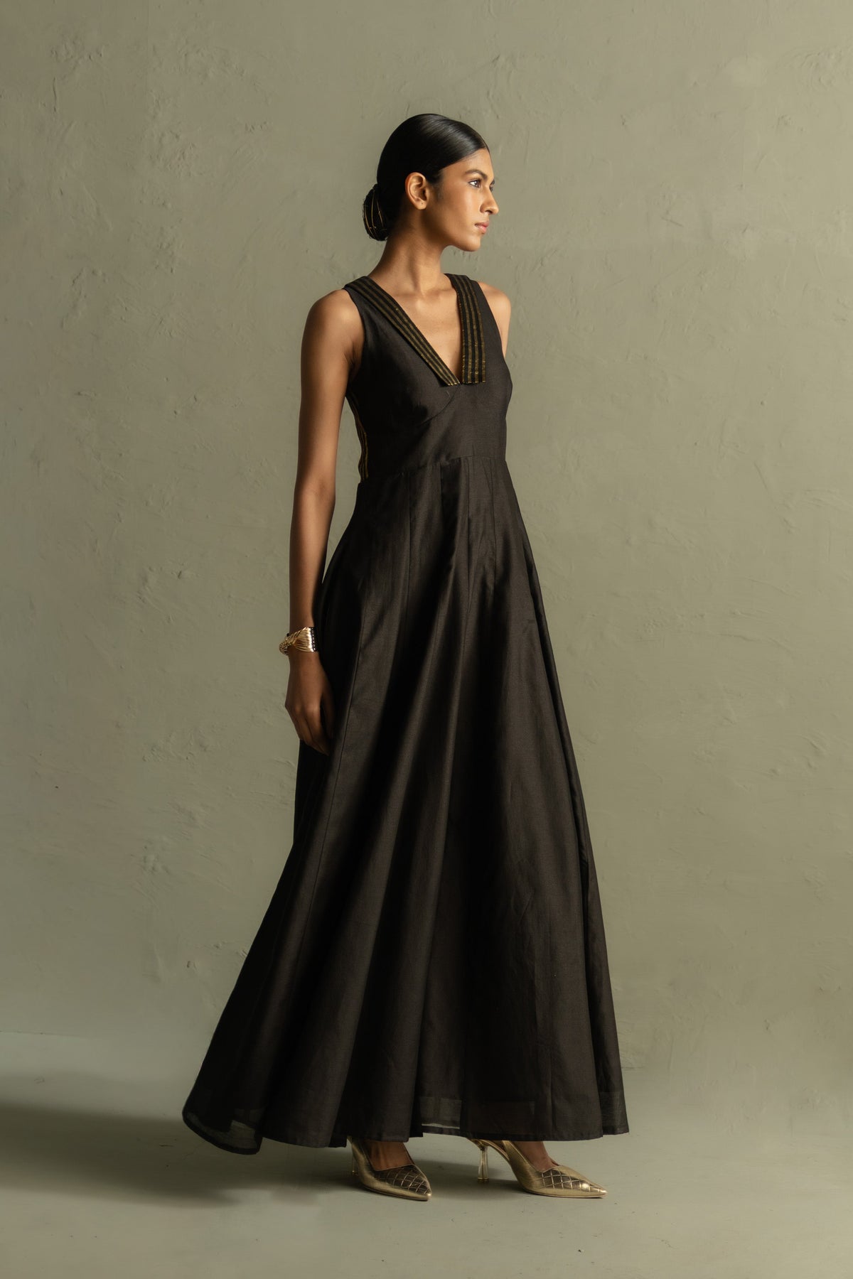 Ojas Collared Dress