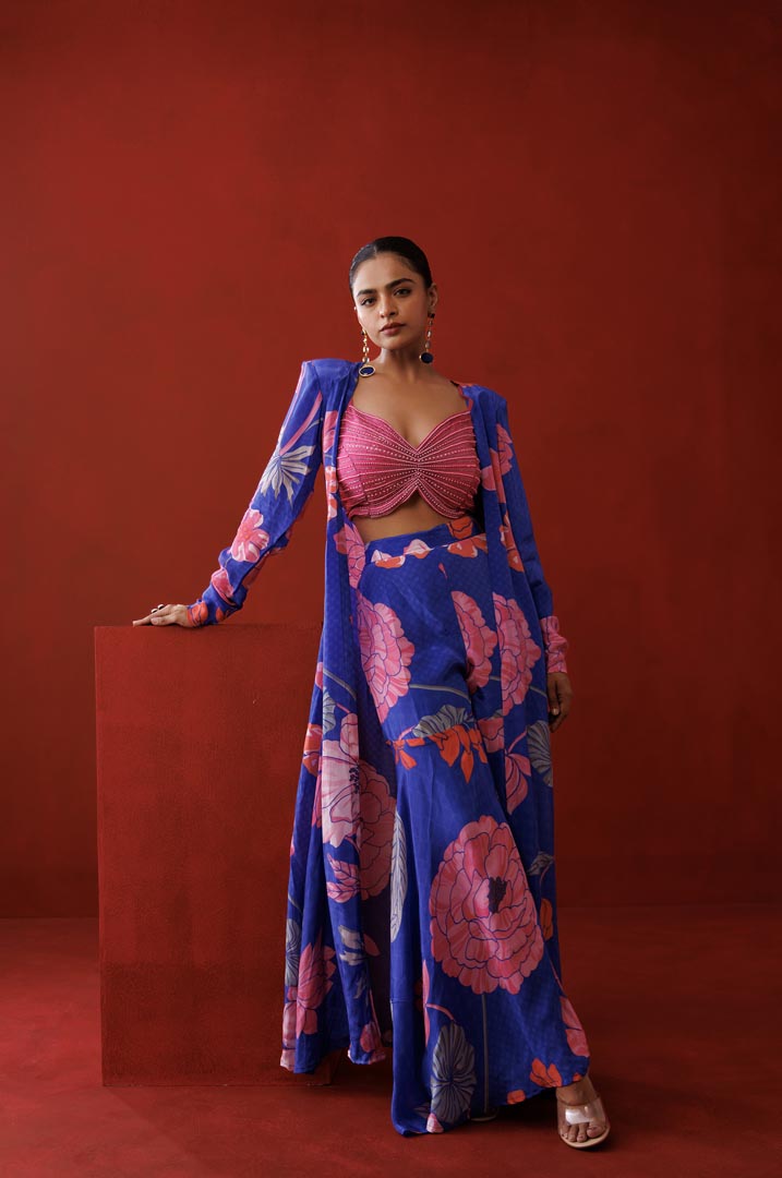 Blue bold shoulder shrug set