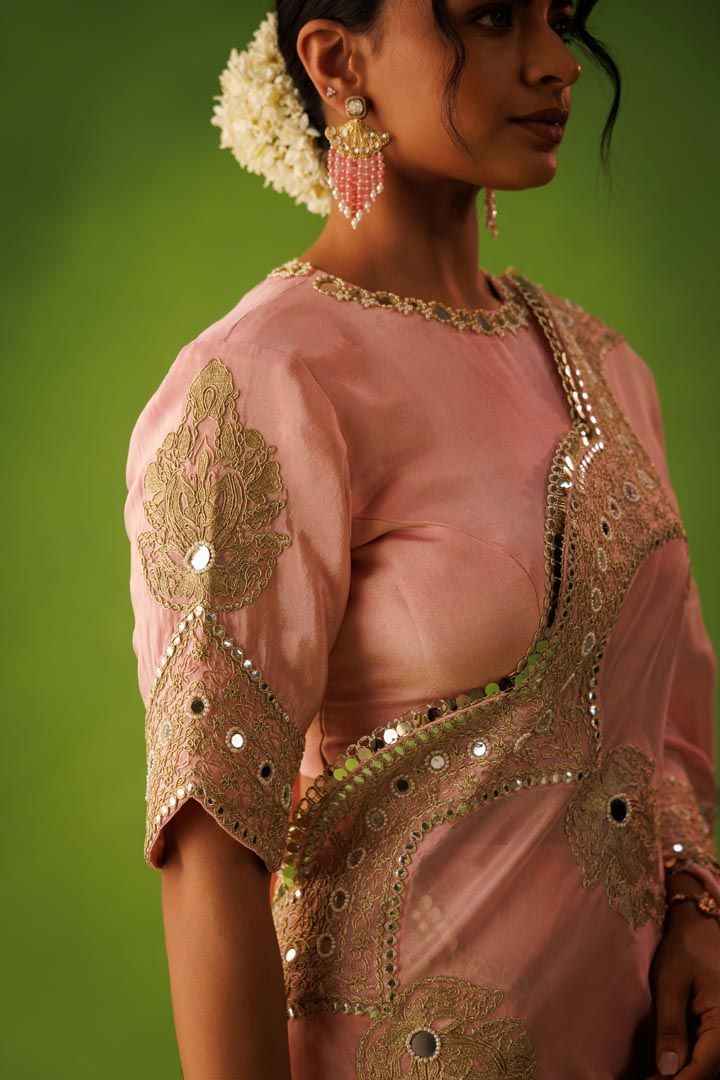 Pink scallop tissue saree