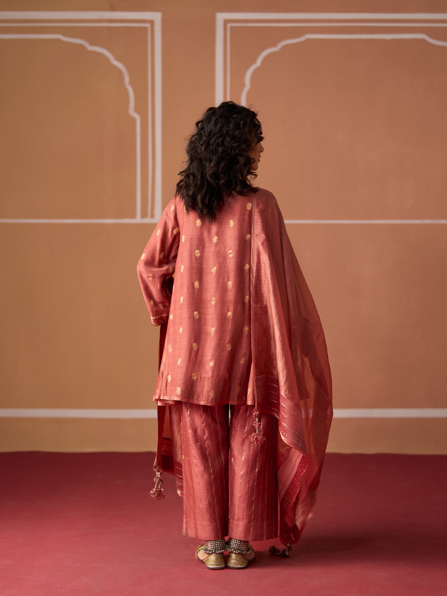CHARU KURTA
