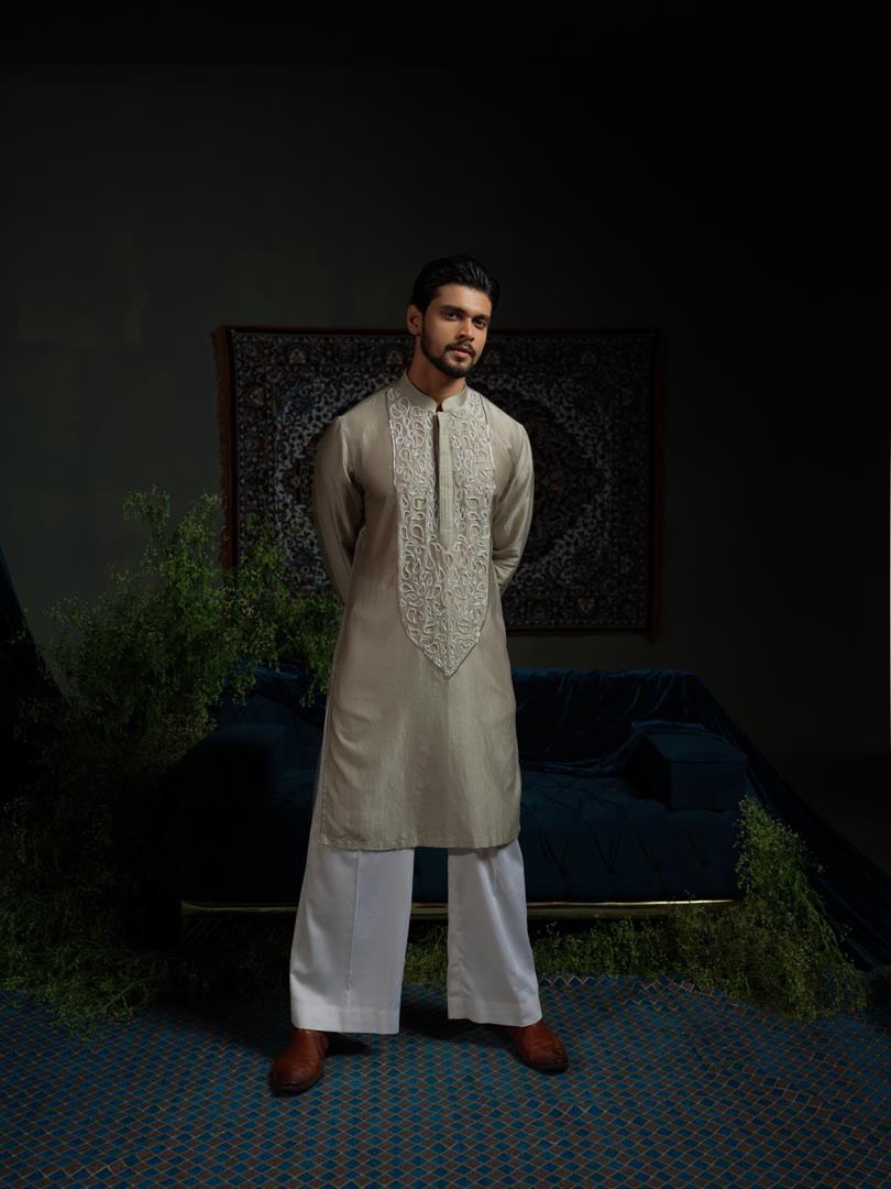 Paisley Pour Kurta Set