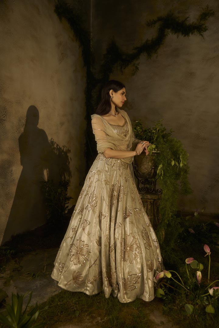 CHAMPAGNE MIST LEHENGA SET