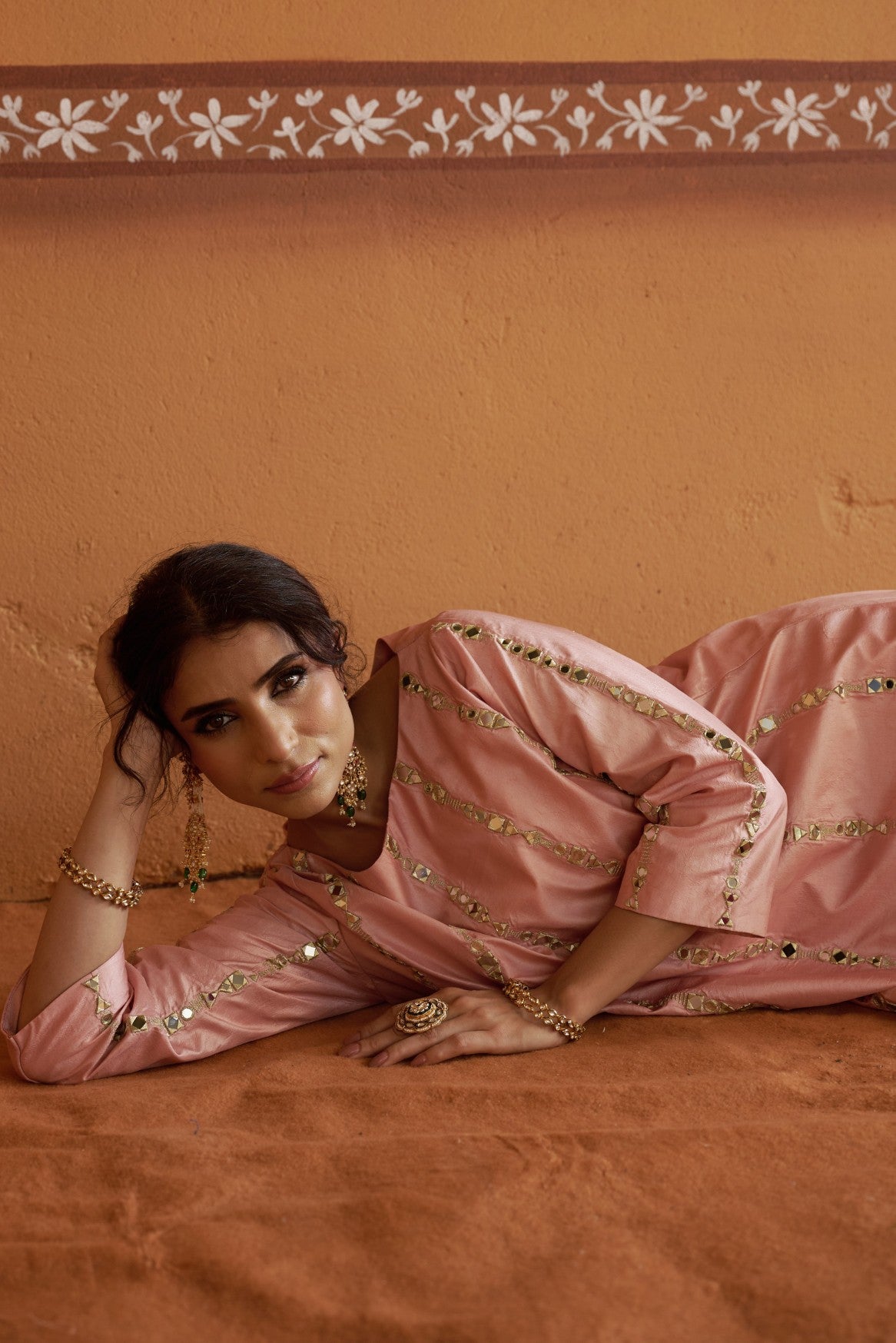 Pink short Logo kurta with broad pants