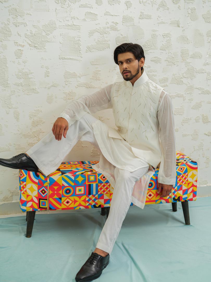 Ivory Thunder Bundi set
