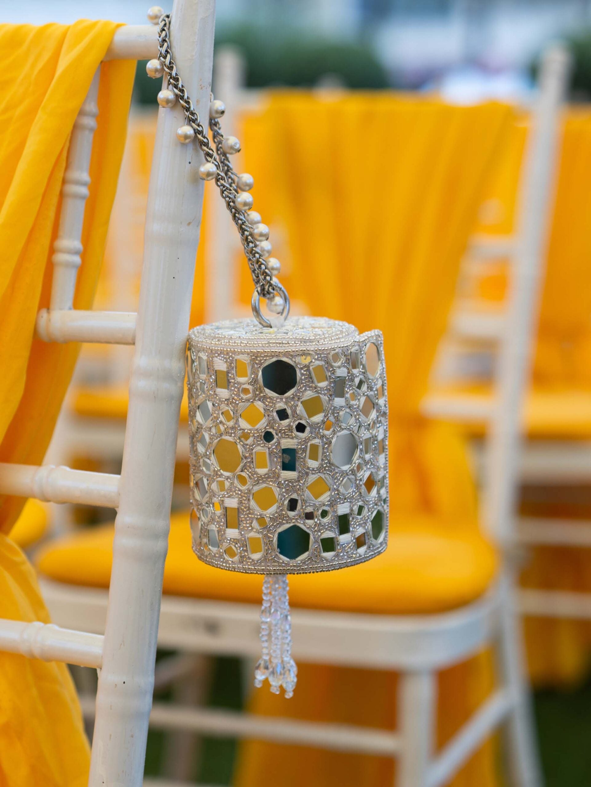 Aynali Boshkeh white