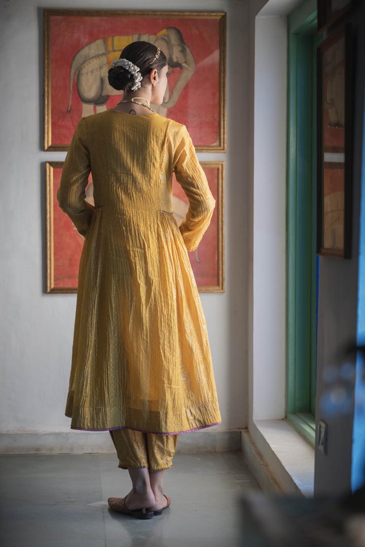 Image of DISHA KURTA