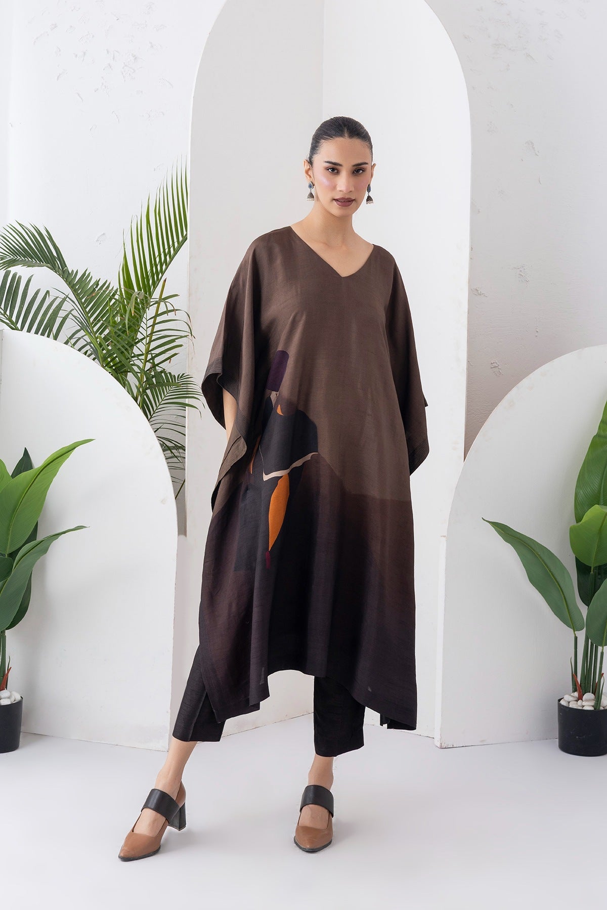 Shades Of Brown Viscose Dupion Printed Kaftan Set (2 PCS)