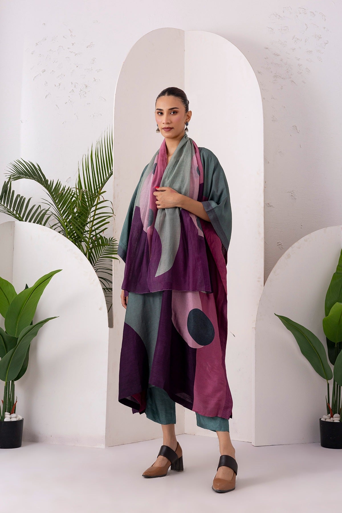 Sage Green & Salmon Pink Viscose Dupion Printed Kaftan Set (2 PCS)