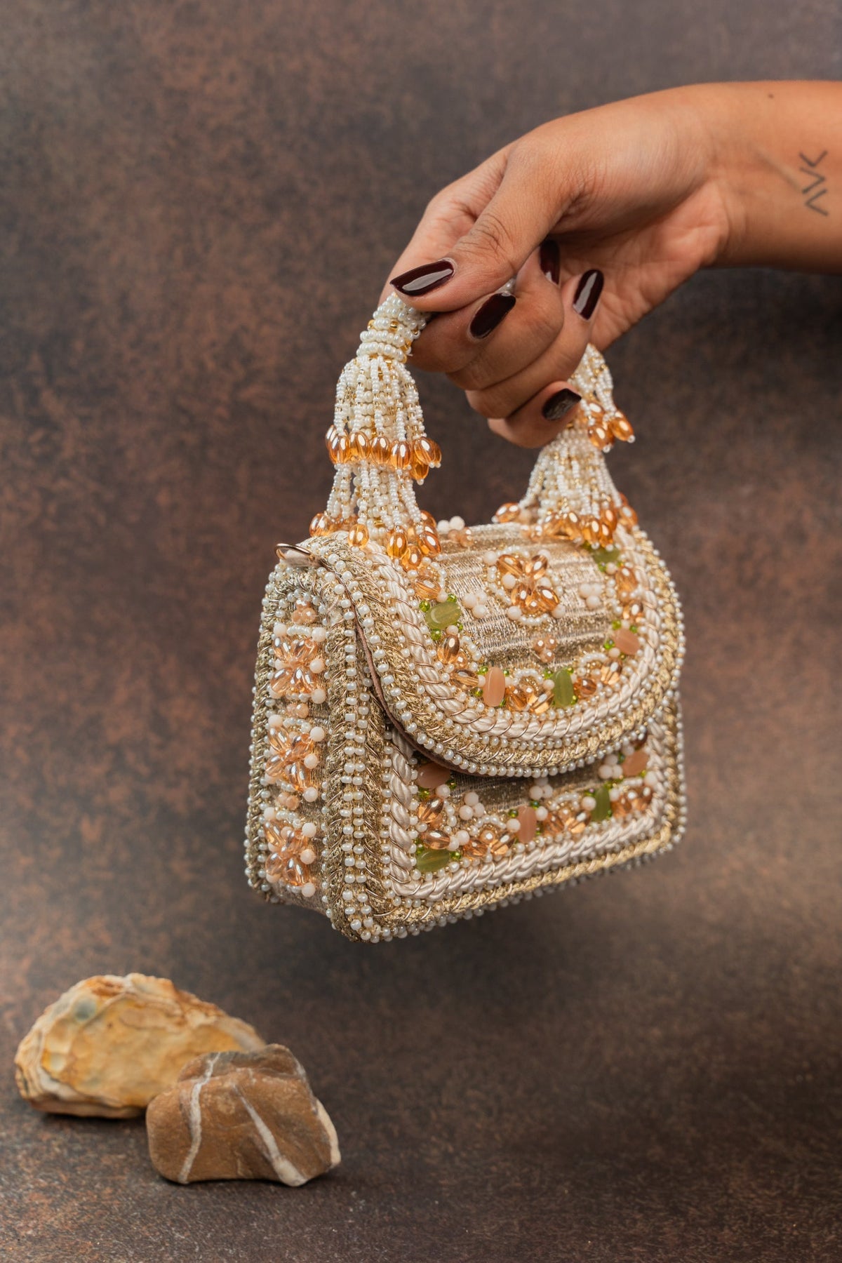 Empress Charm Gold