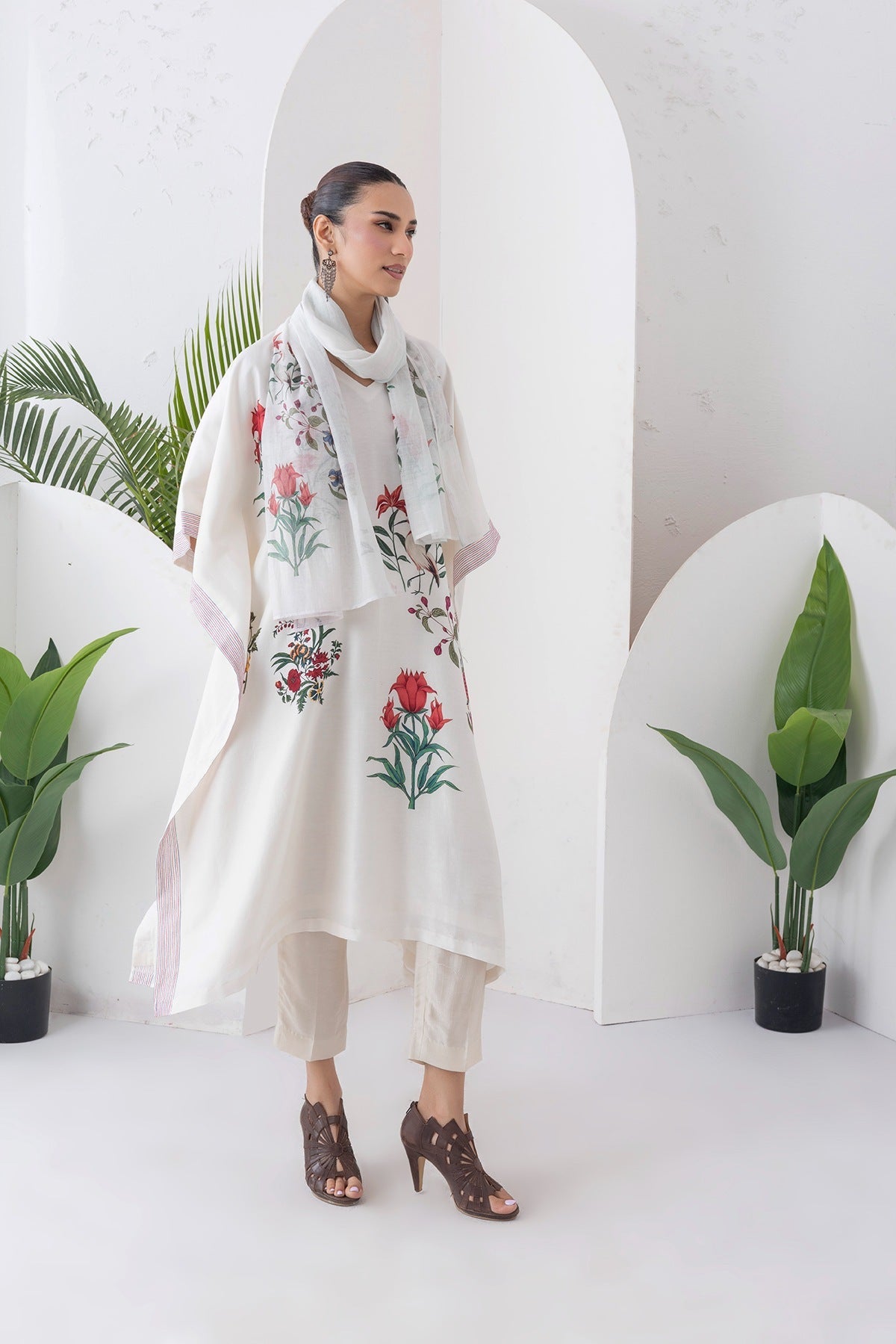 Ivory Silk Chanderi Floral Printed Kaftan Set (2 PCS)
