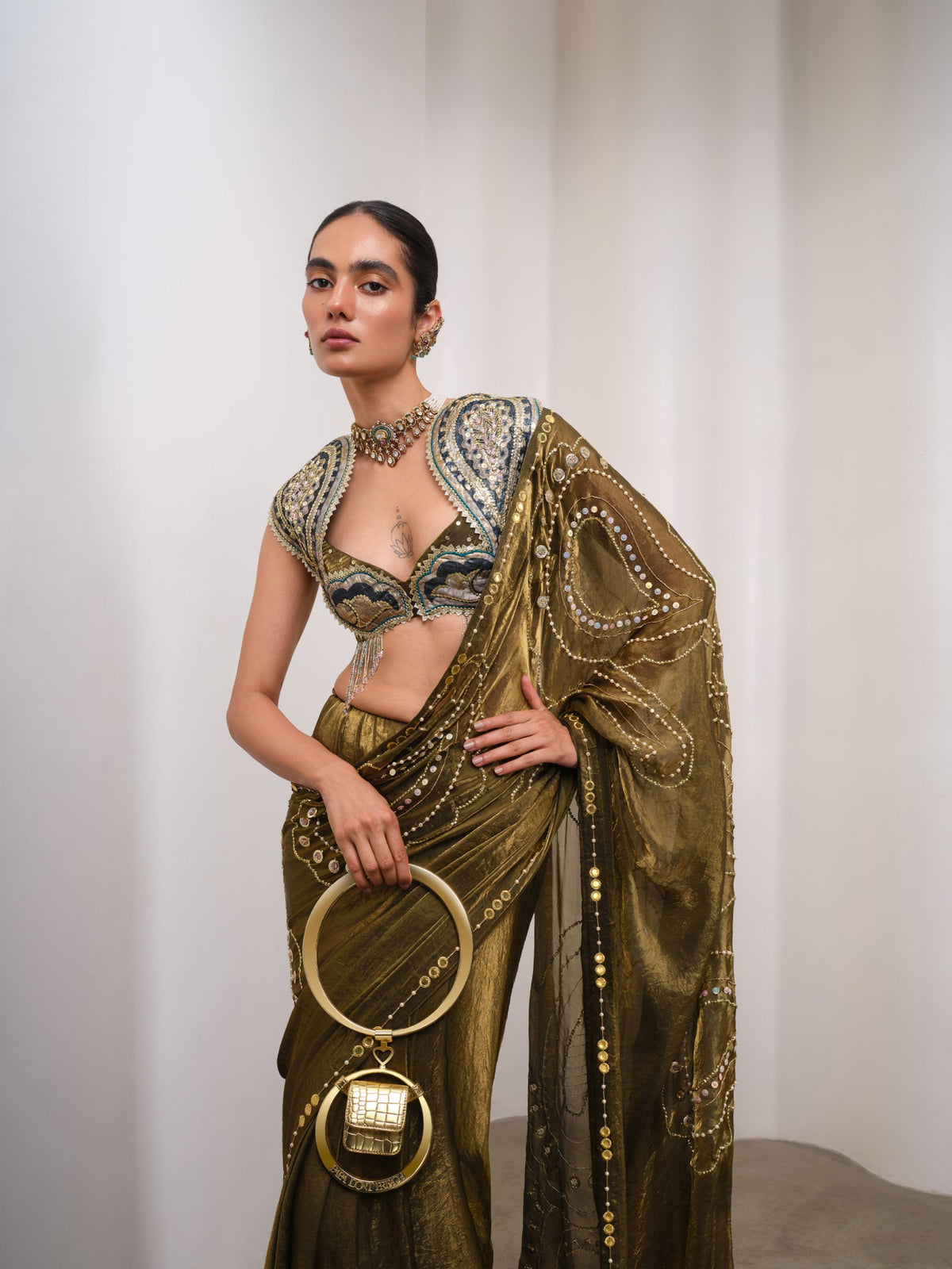 GILDED DRAMA