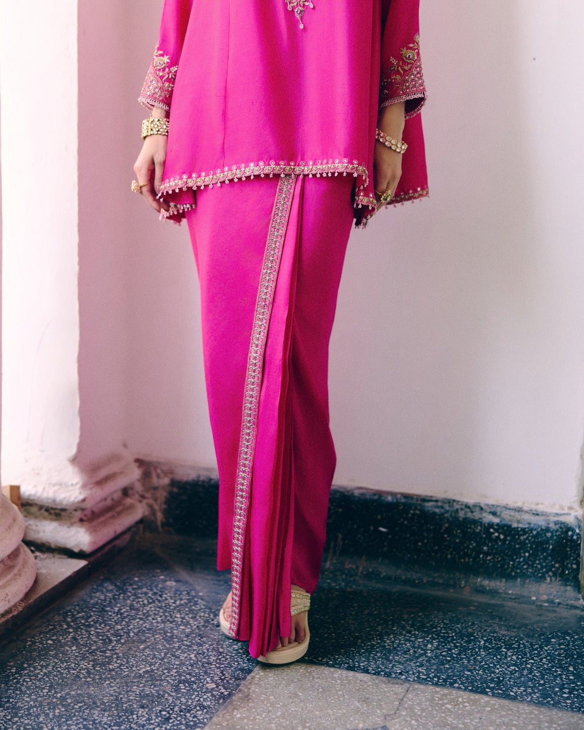 Ease in Fuchsia Sarong Set