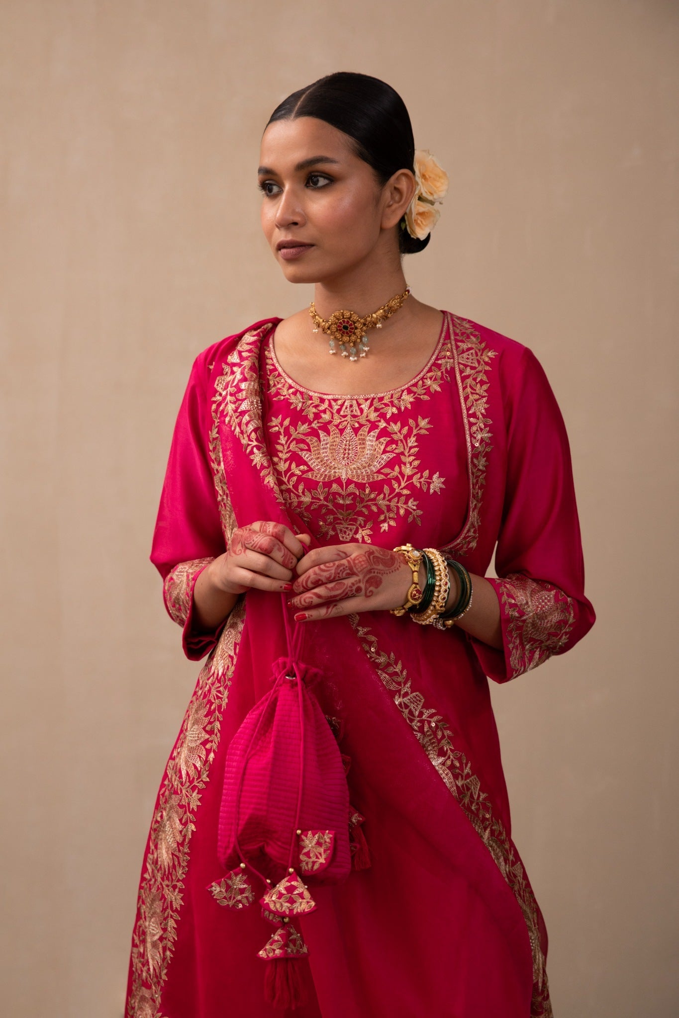 lotus mughal anarkali