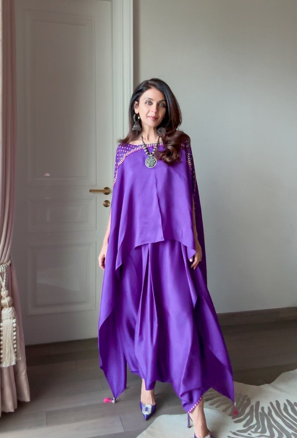 Stylefiesta asymmetrical cape set