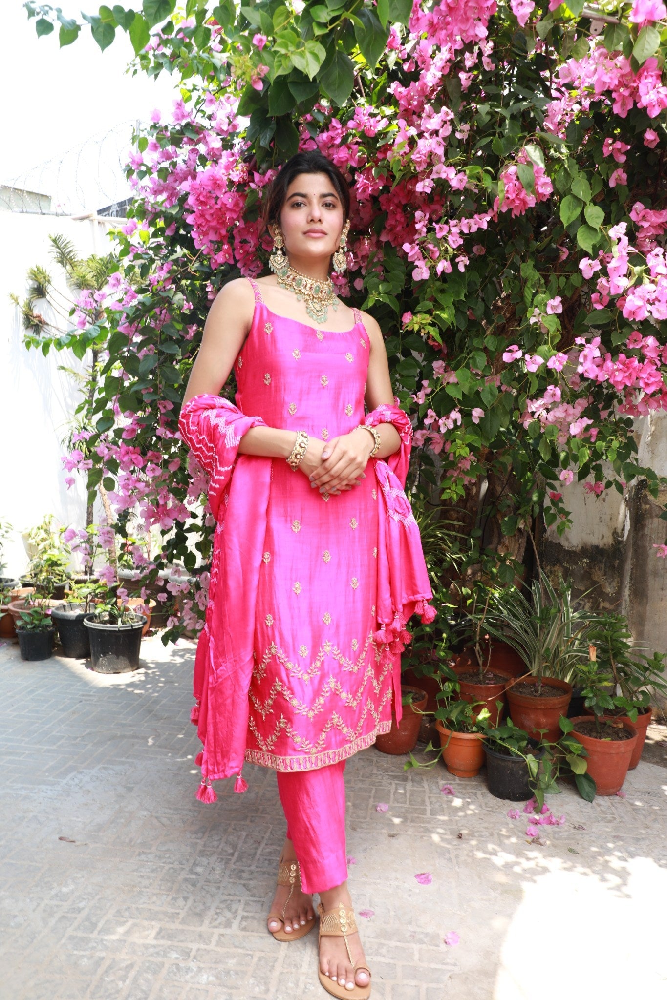 Embroidered kurta set with leher Bandhni Dupatta