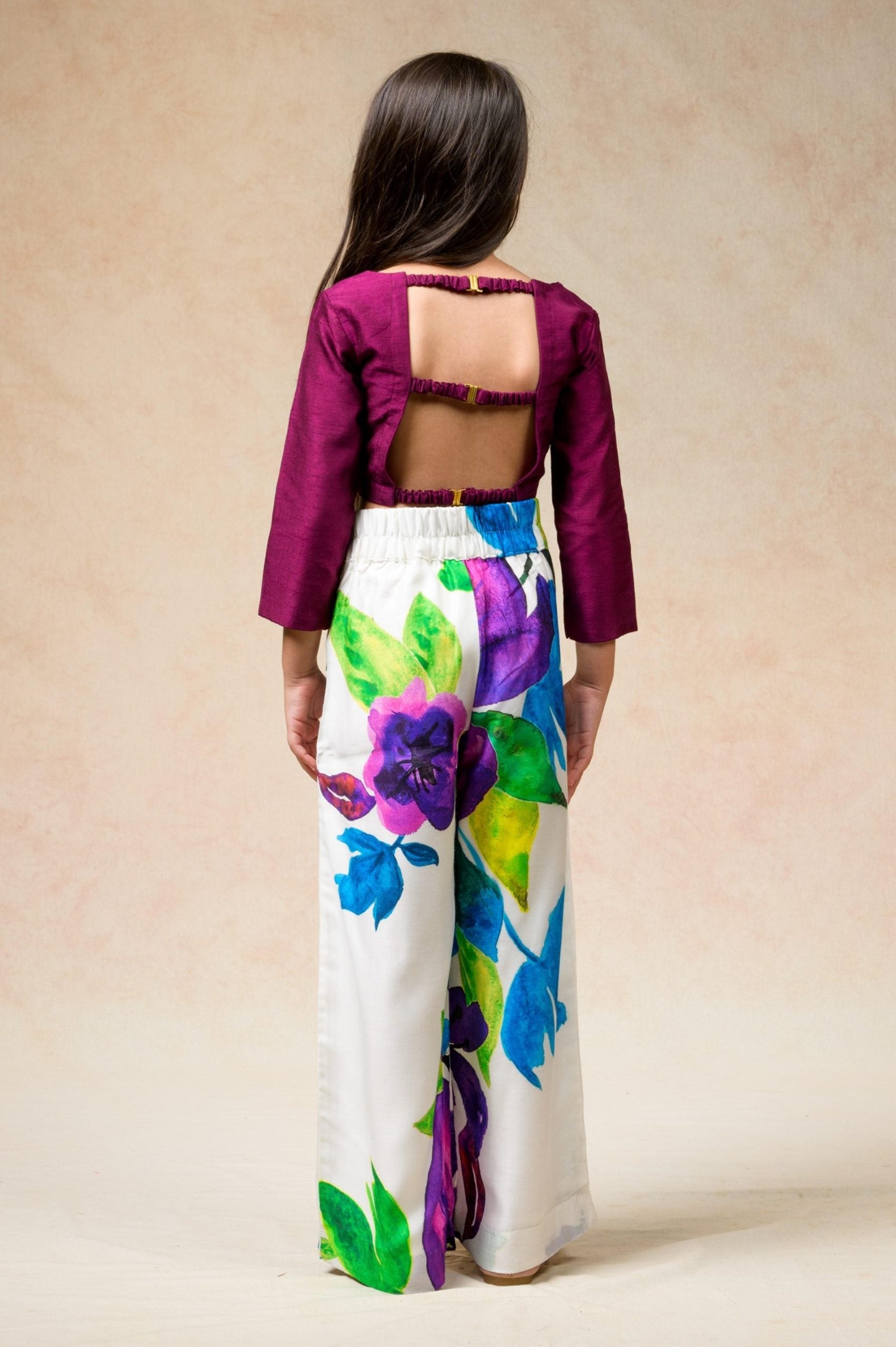 Crop top with pants