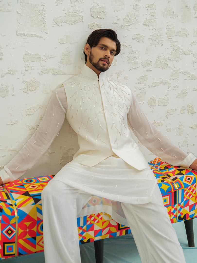 Ivory Thunder Bundi set