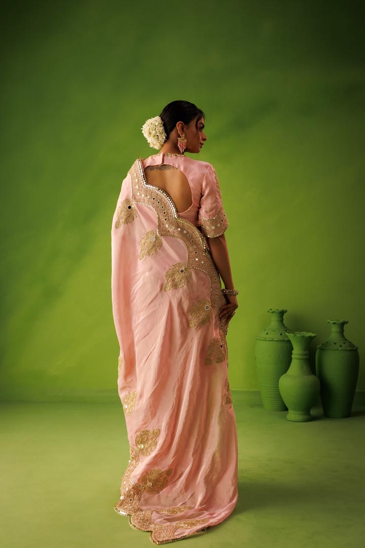 Pink scallop tissue saree
