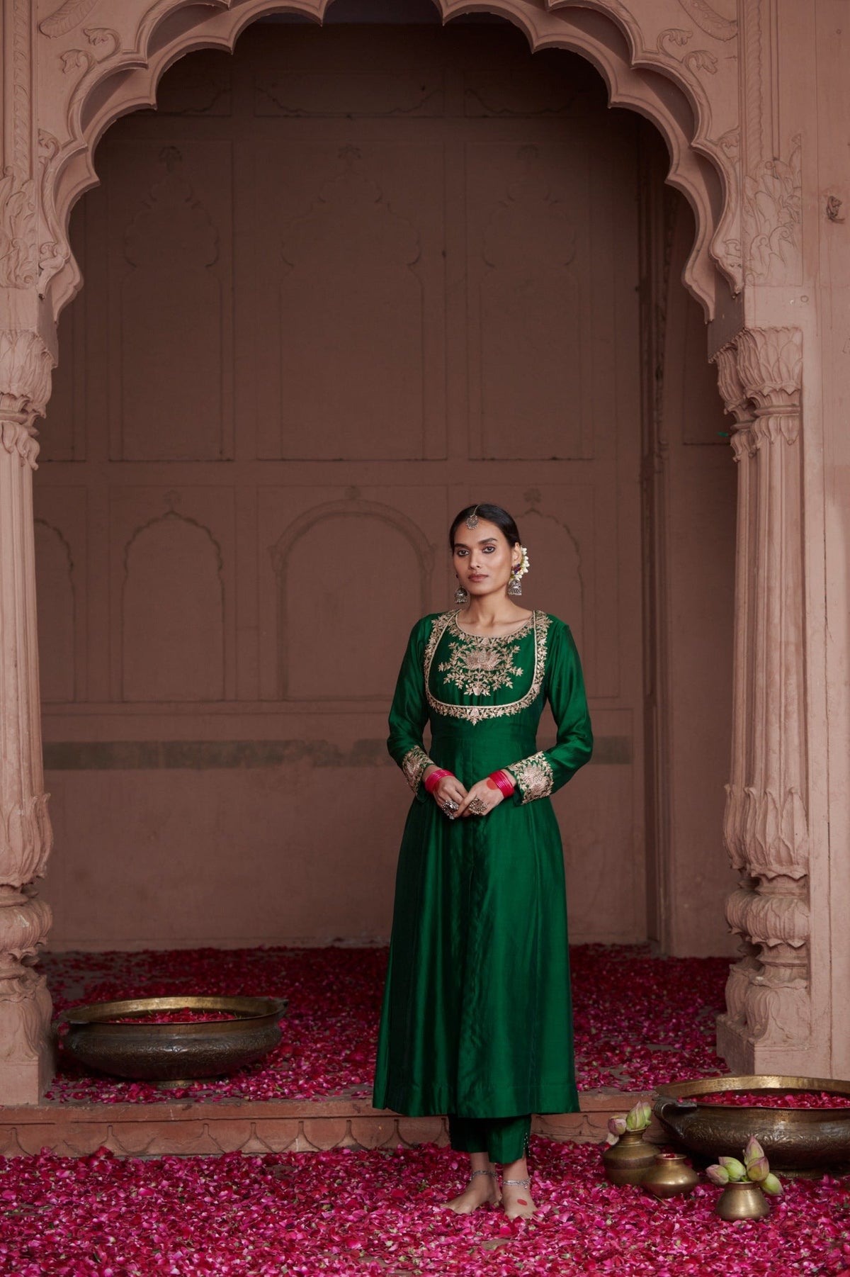 lotus mughal anarkali