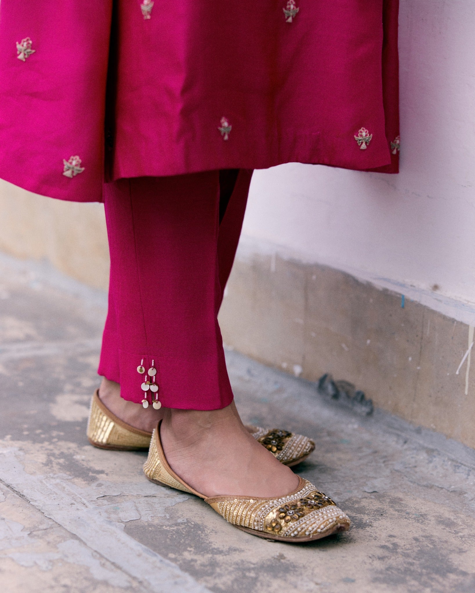 Gulbahar Lotus and Mor Gharchola Kurta Set