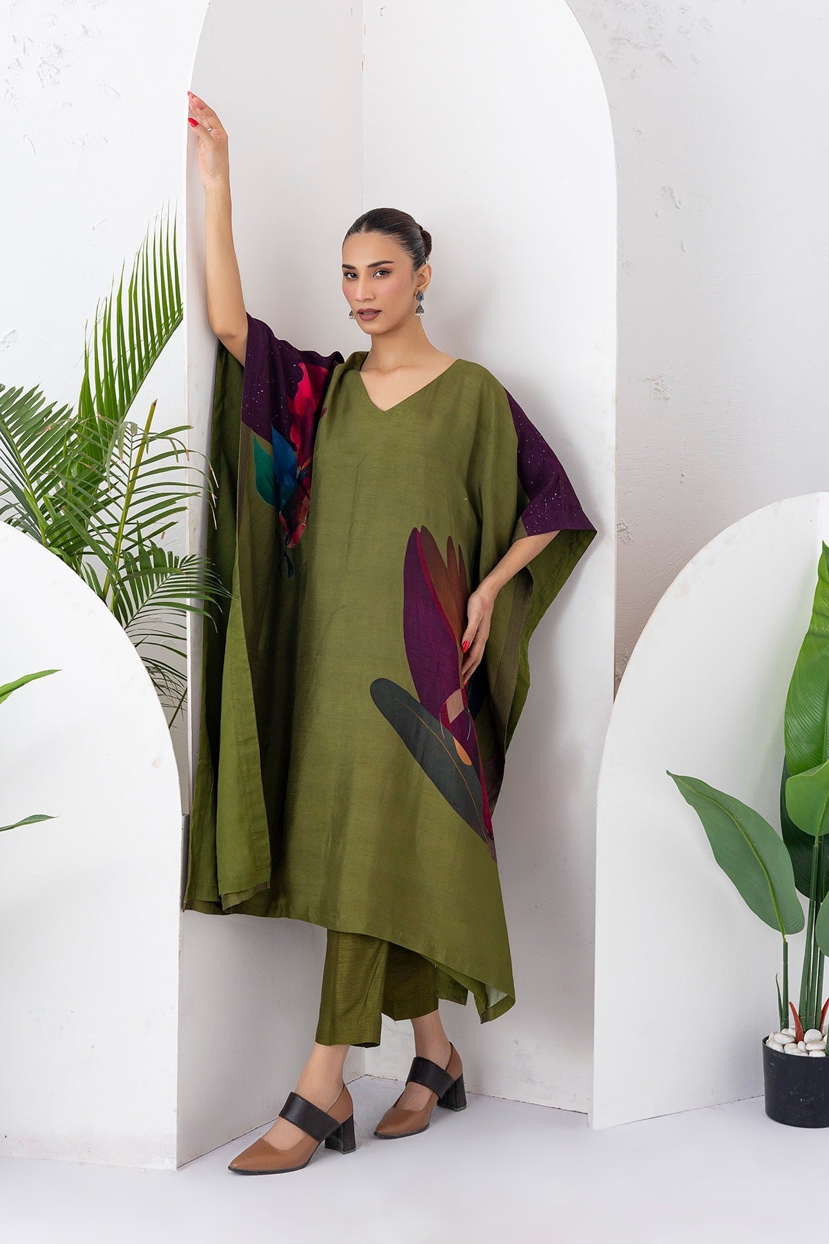 Leaf Green Viscose Dupion Printed Kaftan Set (2 PCS)