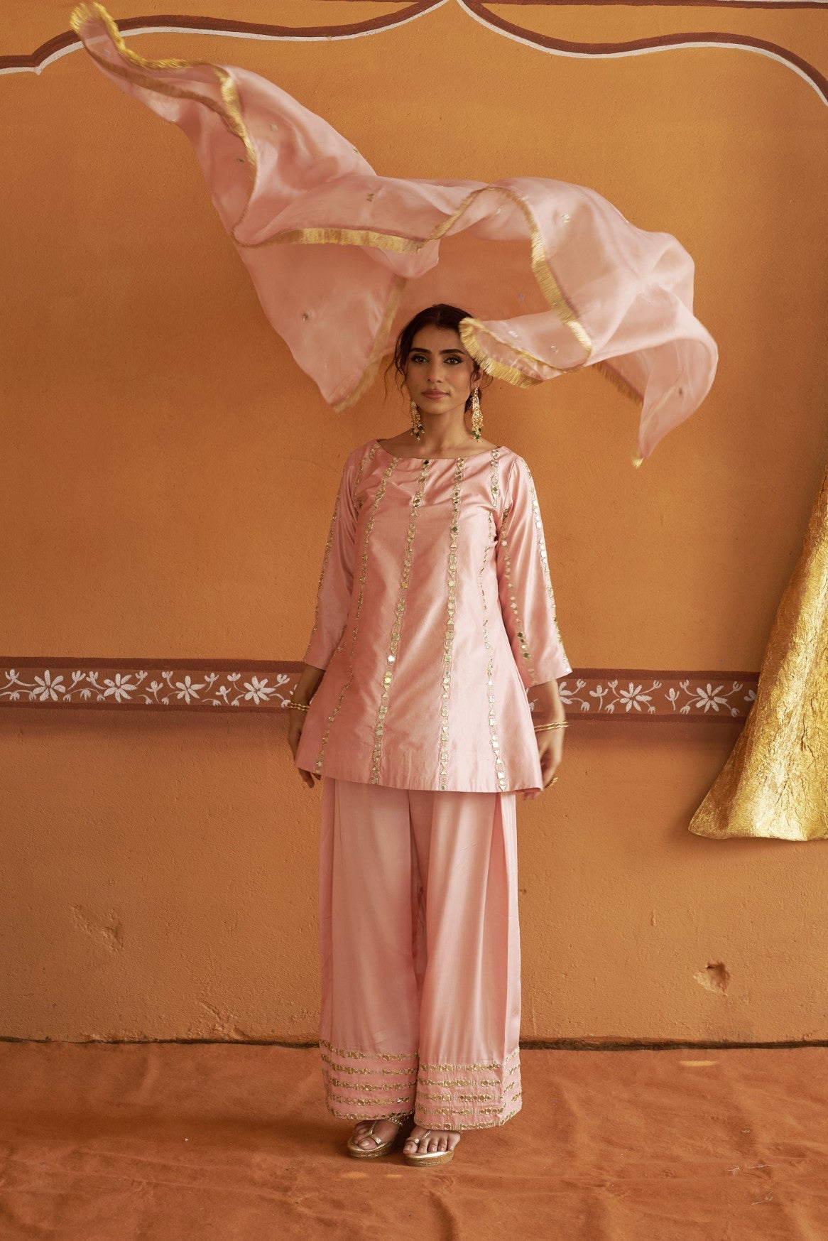 Pink short Logo kurta with broad pants