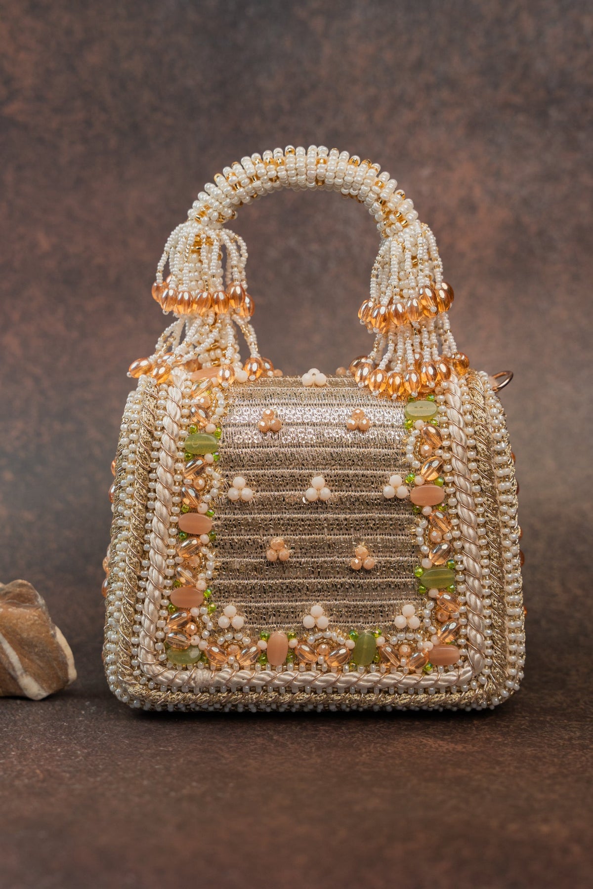Empress Charm Gold