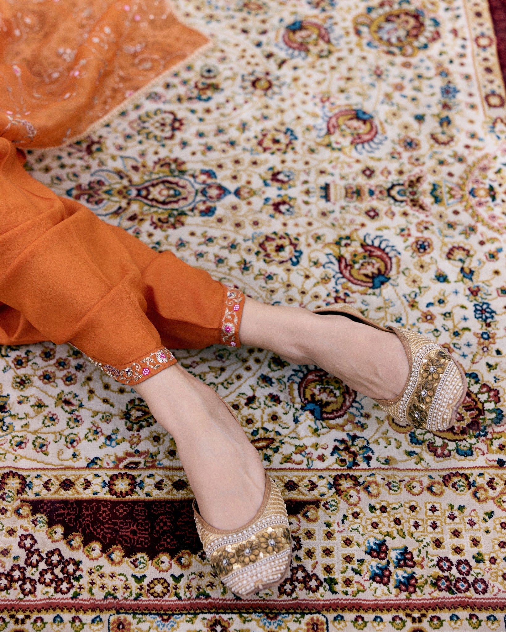 Santari Jaal Kurta Set